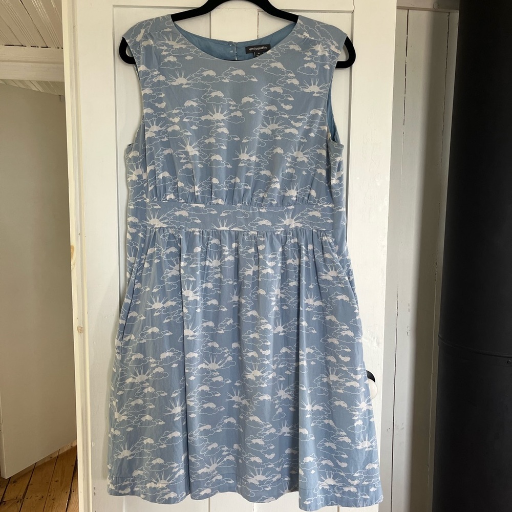 Adorable Emily and Fin cloud print dress size xl